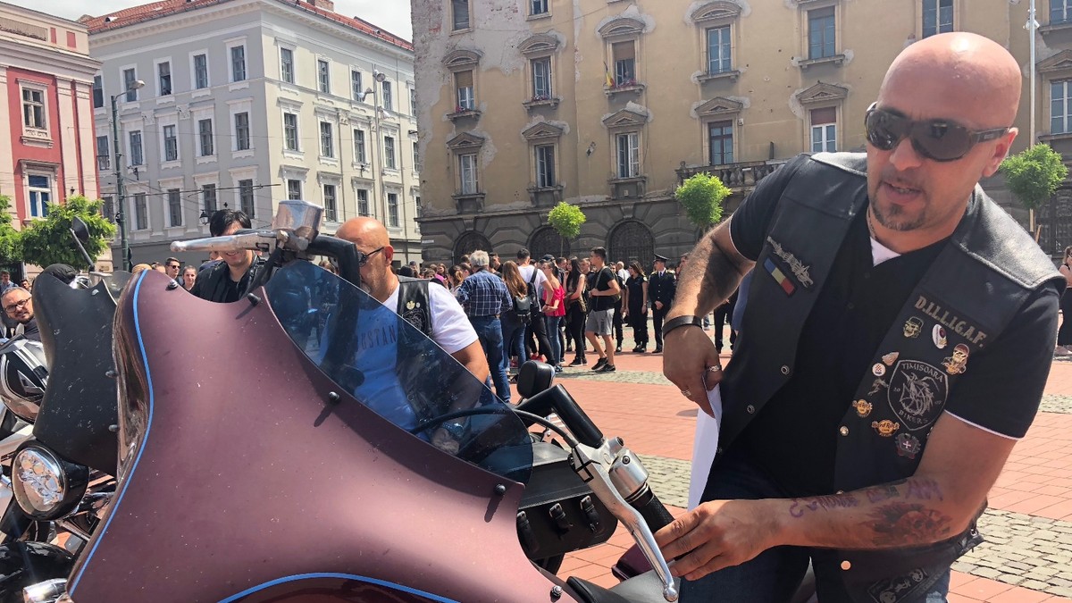 FOTO/ Lectură sub semnul Wi-Fi la Timișoara. Cum unește cartea comunitatea și emite semnale, pentru al treilea an la rând la ConCentrica