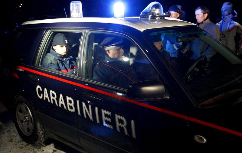 Nebunia continuă: un bar al unor români, atacat de italieni