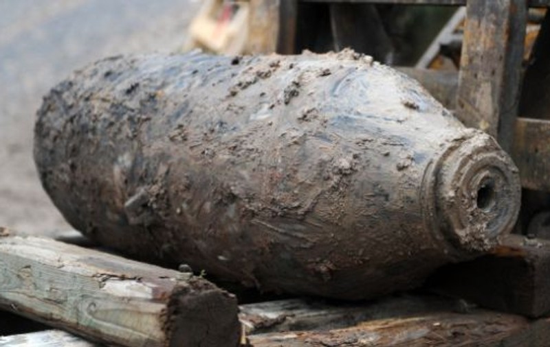 Bombe descoperite în curtea unei școli din Iași. Panică la începerea noului an școlar