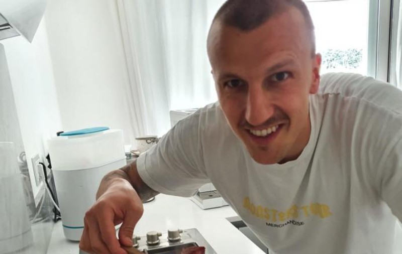 FOTO & VIDEO | O zi cu Vlad Chiricheș în Italia, pe timpul pandemiei. Mișcare, fasole cu afumătură și lectură