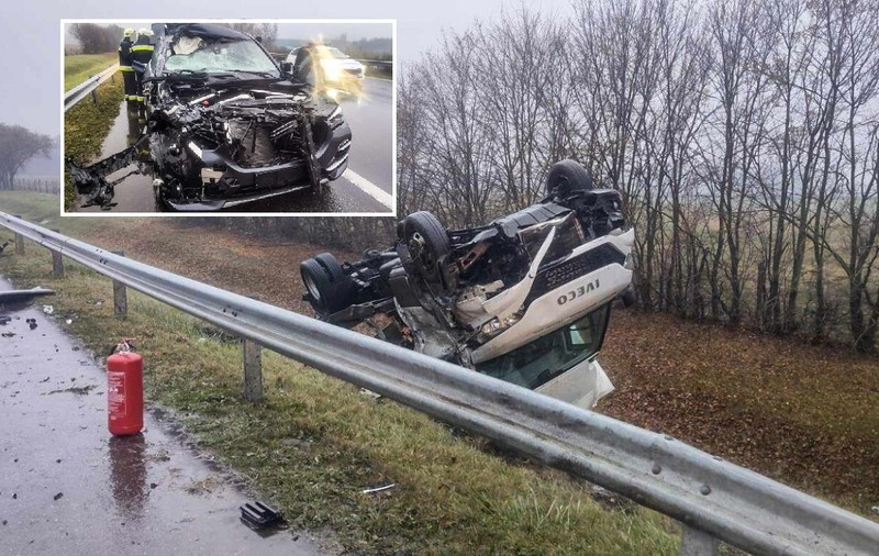 Un român cu BMW X5 a aruncat în șanț o dubă Iveco, pe o autostradă din Ungaria. Mașinile s-au făcut praf, șoferii au scăpat nevătămați