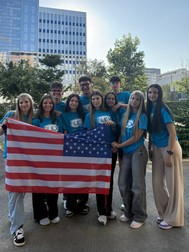 Programul FLEX deschide ușa visului american pentru liceeni români Foto: Nicola Vierita