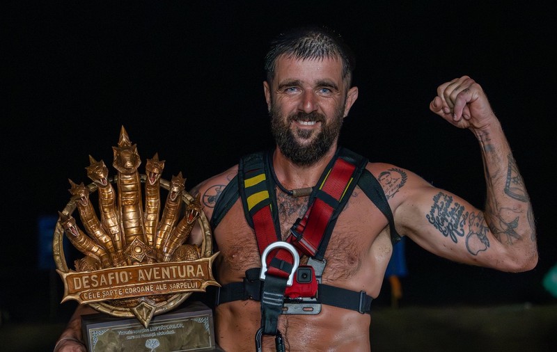 Dumbo a câștigat primul sezon „Desafio: Aventura”. L-a învins în finală pe Vladimir Drăghia și a pus mâna pe marele premiu în valoare de 150.000 de euro