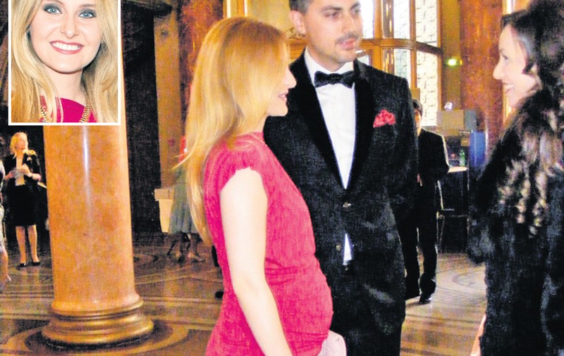 Alina Sorescu pofteşte la compot şi la pate de ficat. Vezi când va deveni mămică
