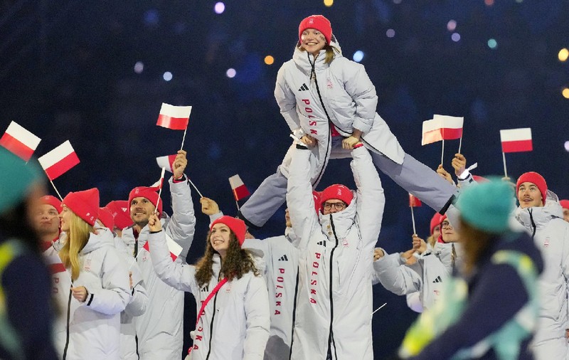 O româncă din Iași este creatoarea gecilor purtate de sportivi la ceremonia de deschidere a Jocurilor Olimpice de iarnă 2026. Tânăra colaborează și cu Adidas, și cu Minecraft