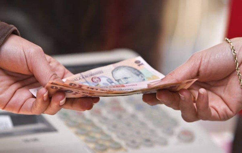 Cum stăm cu banii săptămâna viitoare | Balanțele jonglează cu banii altora