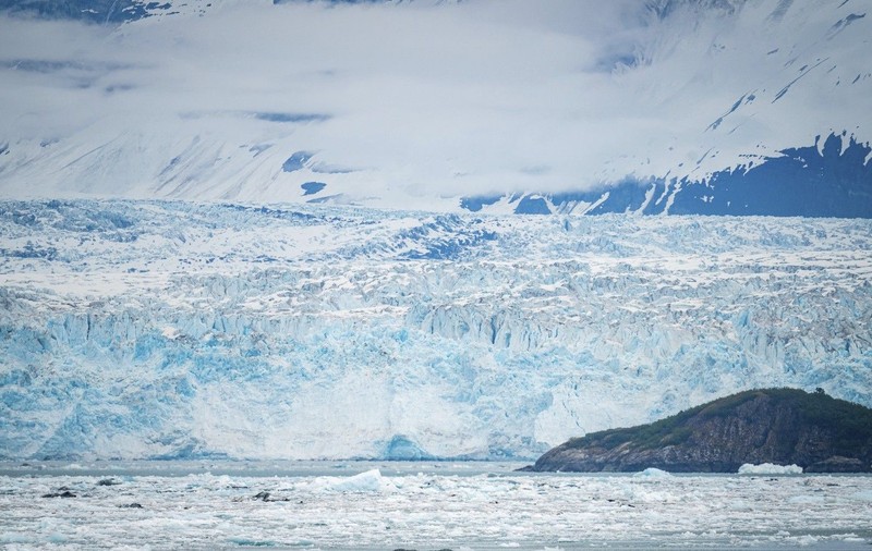 Un „megatsunami” de 500 de metri a măturat totul în cale după prăbușirea unui versant în Alaska