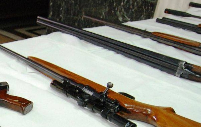 Arma cu care a fost ucis bărbatul din Bărbulești, găsită! Suspectul crimei, adus la audieri