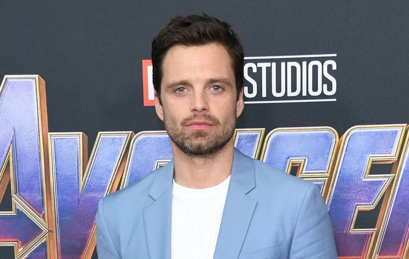 Sebastian Stan, într-o nouă producție internațională. Actorul român joacă rolul fostului soț al Pamelei Anderson în miniseria „Pam și Tommy”