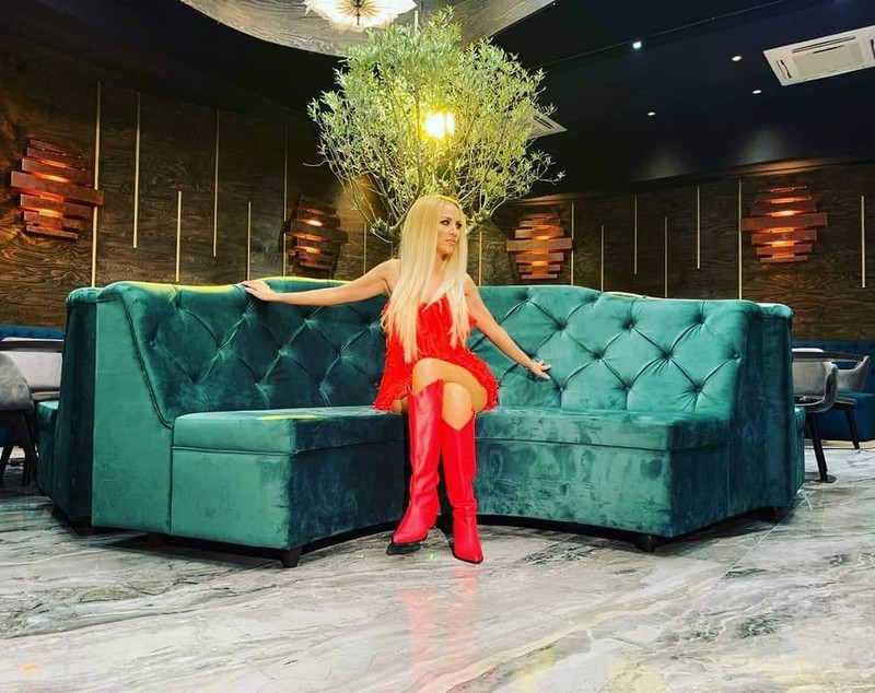 Anca Neacșu, componenta trupei A.S.I.A, a divorțat după trei ani de procese. Artista și turcul Serkan Yaman au fost căsătoriți 14 ani. „Totul s-a încheiat”