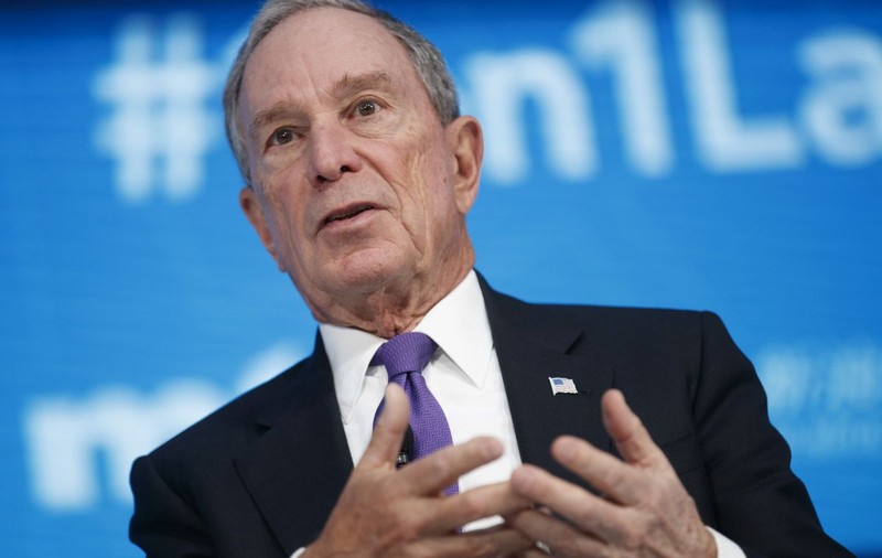 Proprietarul Bloomberg vrea să candideze împotriva lui Donald Trump la alegerile prezidențiale