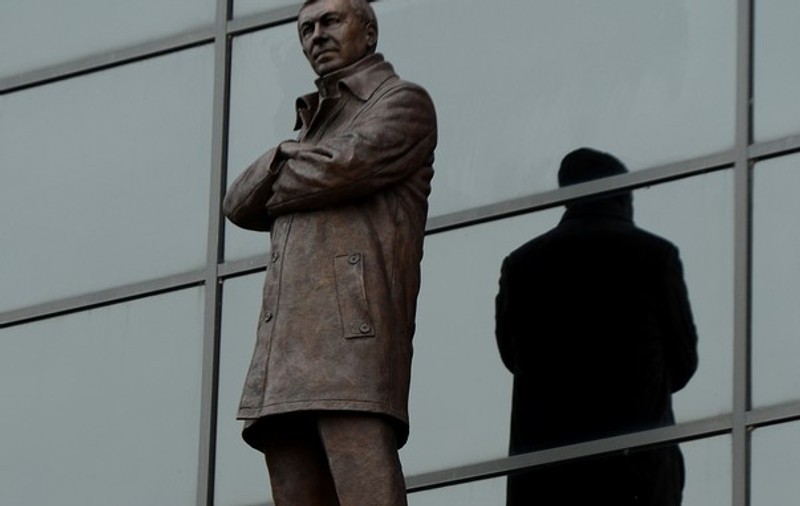 Sir Alex Ferguson are statuie în faţa stadionului Old Trafford | FOTO