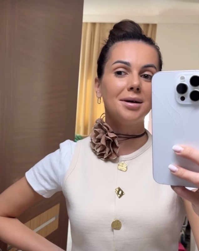 Cum arată Georgiana Lobonț fără fațete: „Mi se pare că sunt umflată, că n-am dinți, îi am șlefuiți”. Unde a mers să își schimbe dantura