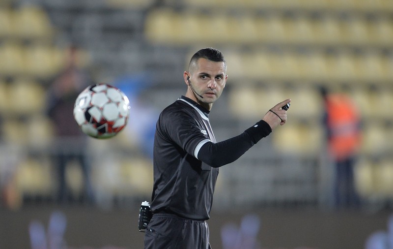 Arbitrul Iulian Călin, depistat cu coronavirus. A condus un meci din Liga 1 acum trei zile