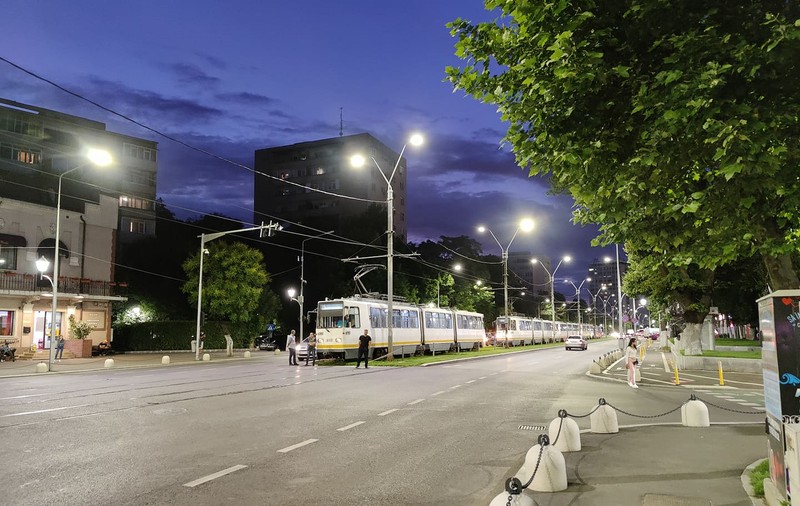 Accident în București, trei linii de tramvai blocate luni seară
