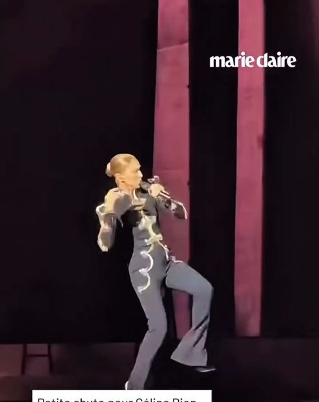 Celine Dion a căzut pe scenă la Paris