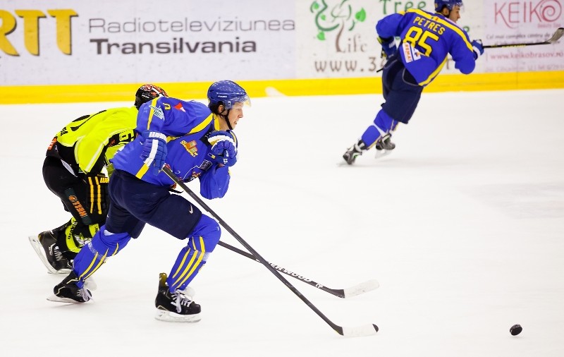 Corona Brașov câștigă derby-ul românesc și își consolidează locul de play-off în Liga MOL