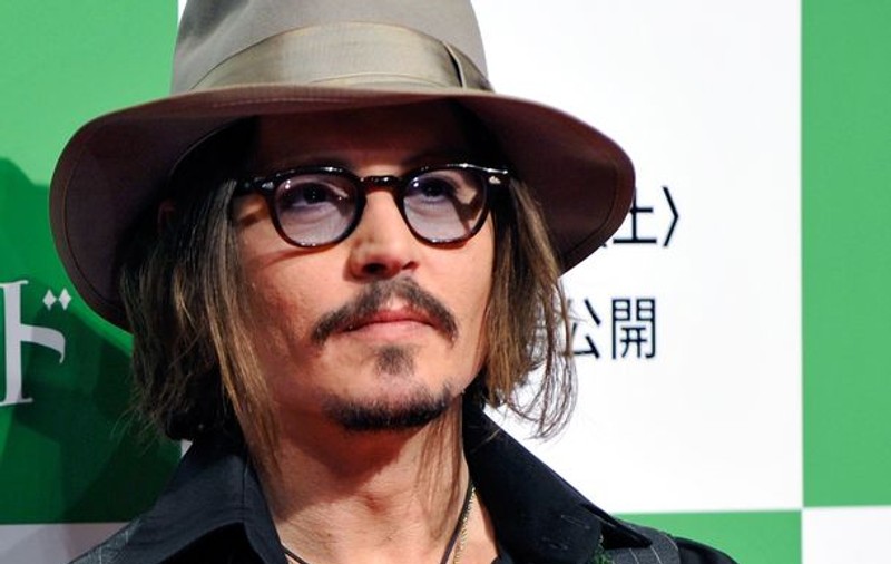 Johnny Depp a cumpărat haine groase pentru colegii de filmare