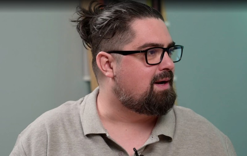 INTERVIU. Autorul care a pus mitologia românească în romane fantasy citite de zeci de mii de oameni: „Ce înseamnă succesul ca scriitor? Să publici și să fii citit constant”