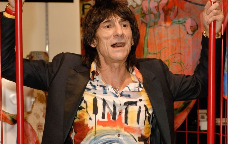 Ronnie Wood acuzat că şi-a agresat iubita