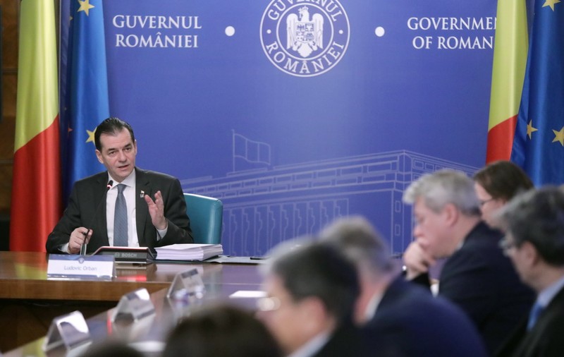 Ludovic Orban spune că există trei suspiciuni de coronavirus, în aparatul de lucru de la Guvern. Anchetă epidemiologică, demarată la Palatul Victoria