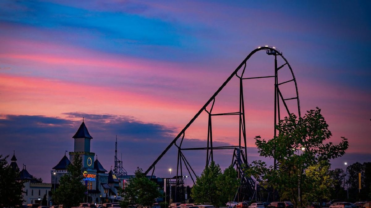 Parcul Energylandia din Polonia, la Apus