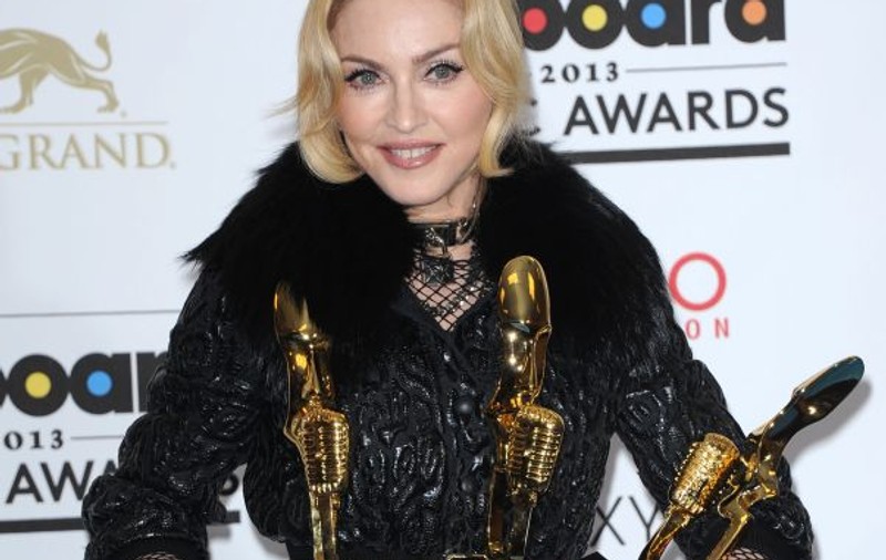 Madonna a lăsat lumea mască! Desfigurată de la botox! | FOTO