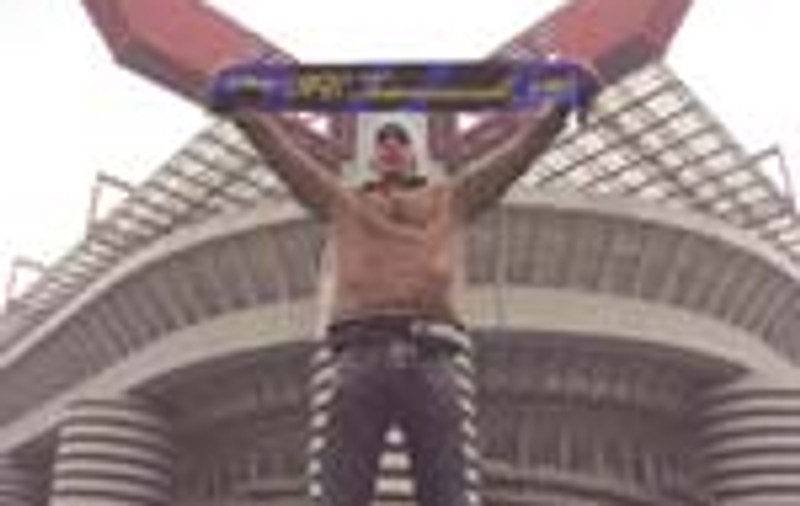 Un roman la curtea regelui Fotbal