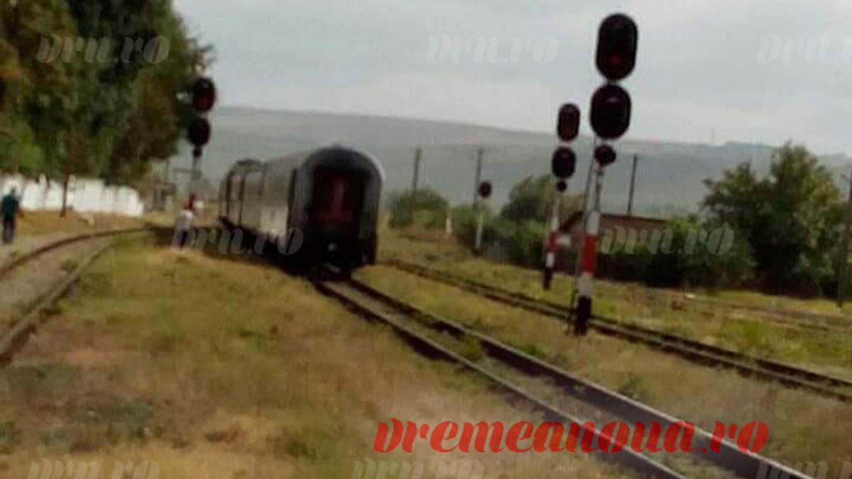 Un tren a rămas fără frâne și n-a mai putut stopa la Bârlad. Sute de călători au tras o spaimă pe cinste