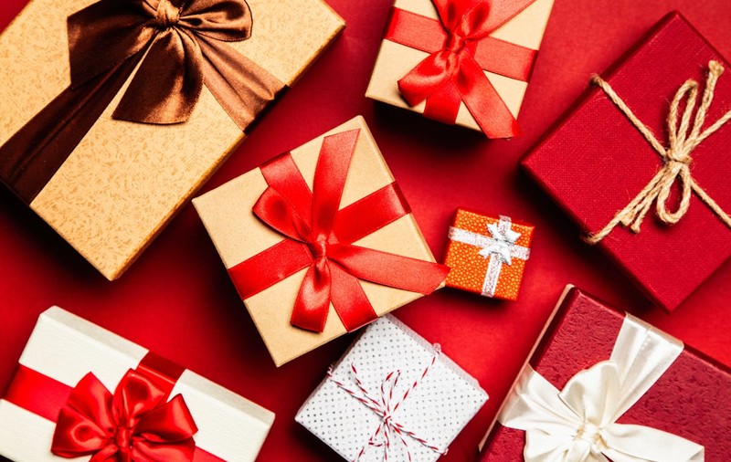 Pregătește cadourile de Crăciun de Black Friday! Iată ce daruri poți achiziționa pentru cei dragi la cele mai mici prețuri din an