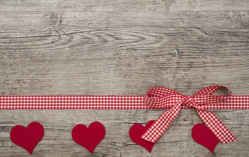 10 idei de seturi cadou de Valentine's Day