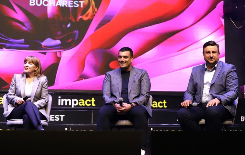 Andrei Bereandă, Managing Director al Ringier Romania Media, pe scena Impact Bucharest 2025: „Ce s-ar întâmpla dacă produsul tău ar dispărea!?”