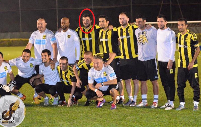 Victor Pițurcă și-a băgat nepotul în staff-ul de la Al Ittihad. Îl ia și pe fiul său, Alex, după ce termină școala de antrenori. Fostul mijlocaș Eugen Trică a schimbat postul: s-a băgat între buturi, la un antrenament / GALERIE FOTO