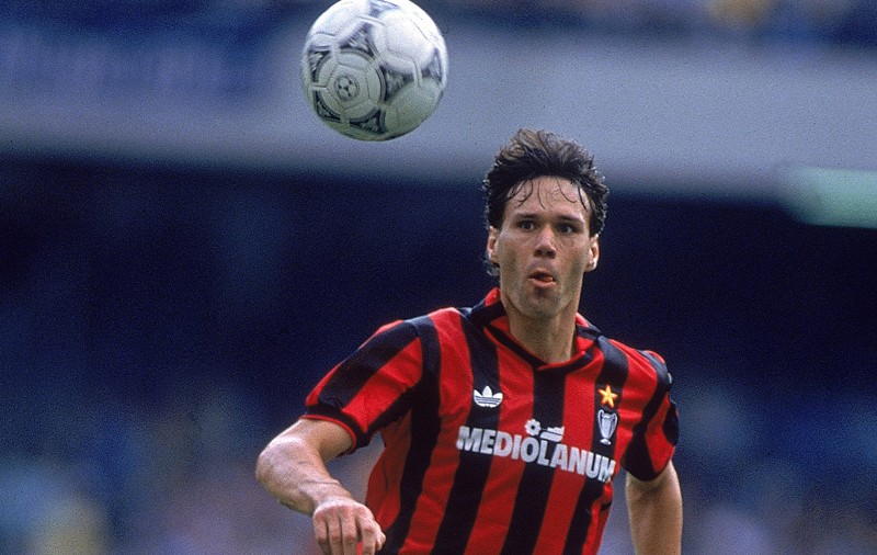 VIDEO / S-a stabilit cel mai tare 11 din istoria clubului AC Milan