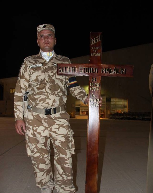 FOTO&VIDEO/ Trupul militarului buzoian Mădălin Stoica, mort în atacul cu maşină capcană din Afganistan, va fi repatriat luni