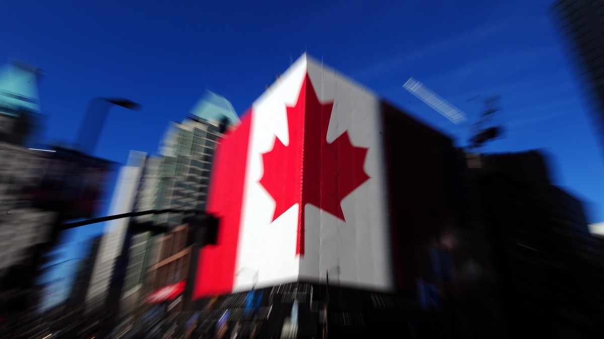 Ridicarea parţială a vizelor pentru Canada pentru români