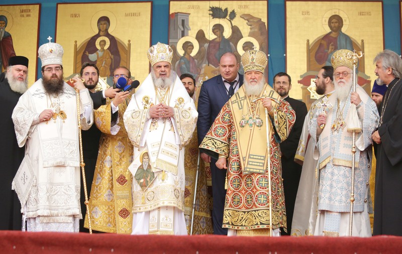 Patriarhia vrea ca numărul de ore de religie în învățământul preuniversitar să se păstreze: Dorim să fie tratată ca și celelalte discipline umaniste