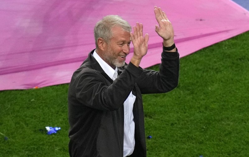 Roman Abramovici a anunțat că renunţă la conducerea clubului Chelsea Londra după 20 de ani