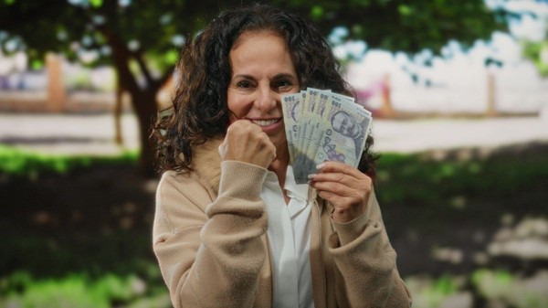 În sistemul public de pensii, nu contează doar câți ani ai muncit, ci și contribuțiile plătite. Foto: Shutterstock 