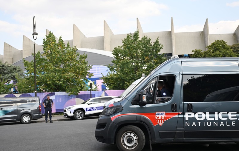 Un șofer român de camion aproape de comă alcoolică făcea zigzaguri pe autostradă, în Franța. A fost condamnat în 2 zile