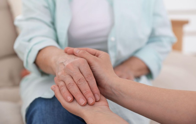 Test revoluționar pentru Alzheimer aprobat în UE: boala ar putea fi depistată mult mai devreme, printr-o simplă analiză de sânge