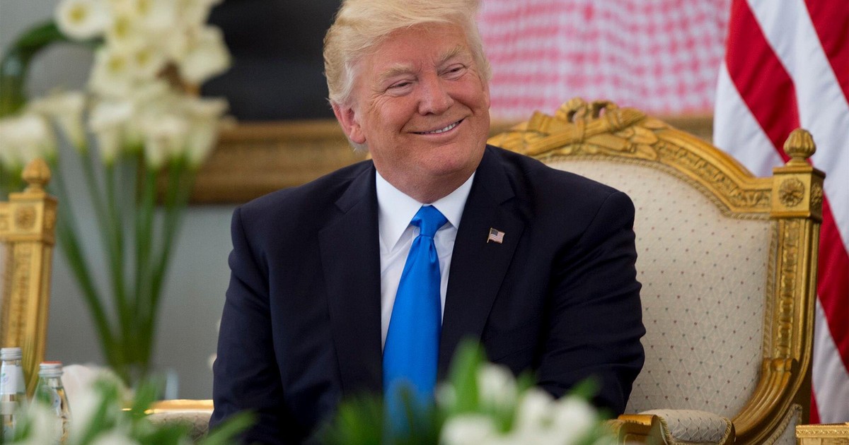 Trump este investigat pentru demiterea lui James Comey