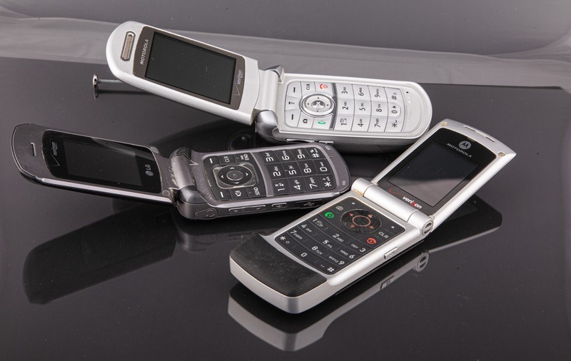 O companie din SUA oferă o recompensă celor care renunță la smartphone timp de o săptămână. Condițiile pentru a da curs provocării