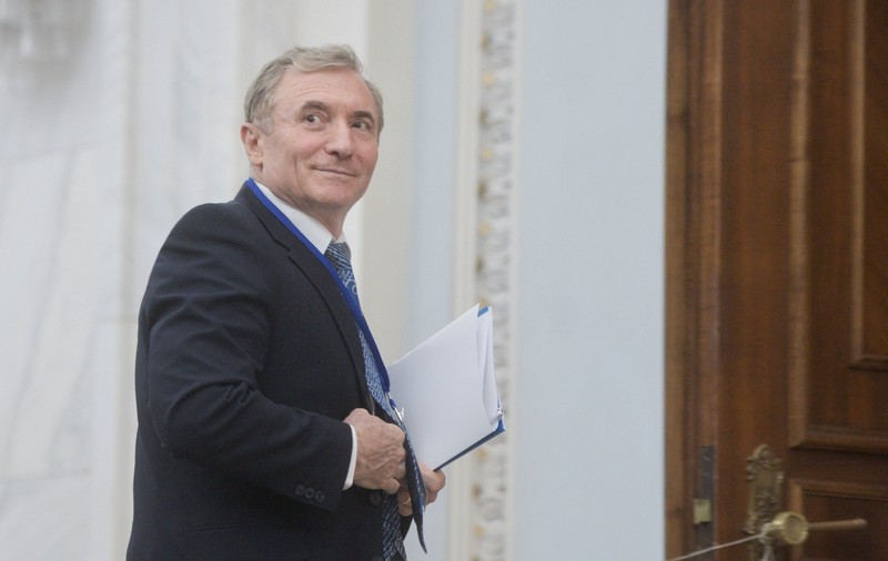 OPINIE | „Cu cinismul vopsit”. PAH, despre premiul pe care Augustin Lazăr l-a primit de la GDS și i l-a dedicat lui Iulius Filip, deținutul căruia i-ar fi refuzat eliberarea condiționată