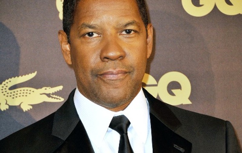 Denzel Washington fuge de contactul cu lumea filmului: "Nu o să mă duc la o petrecere ca să fac rost de un rol"