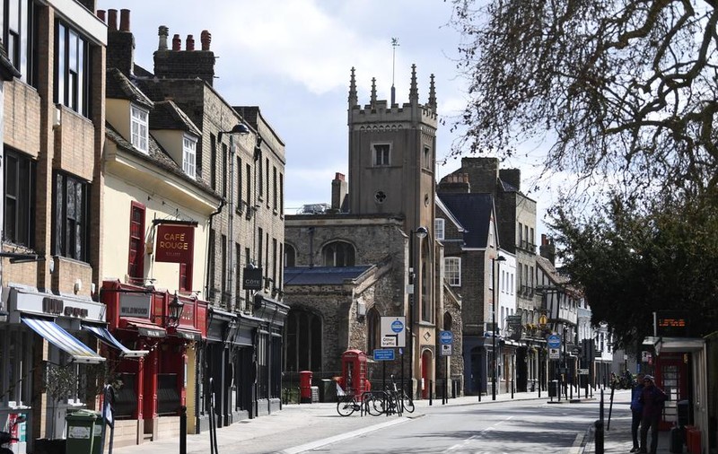 Cercetător român la Cambridge, captiv într-un campus gol. Universitatea engleză a mai fost închisă doar acum trei secole, în timpul ciumei bubonice