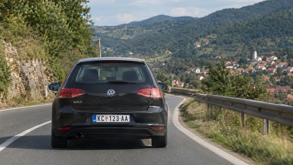 volkswagen-golf-numar-inmatriculare-kc