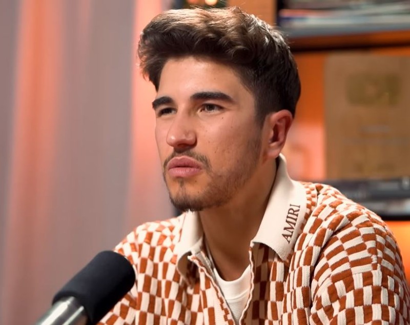 Regretul lui Sebastian Dobrincu. Ce spune despre părinții lui. „Îmi trece repede, că-mi aduc aminte că a fost o decizie conștientă”