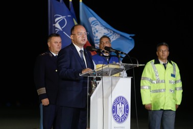 „Afganii noștri" spunea ministrul de Externe Bogdan Aurescu, pe 9 septembrie 2021, la venirea celor 139 de persoane din Afganistan | Inquam Photos / George Călin
