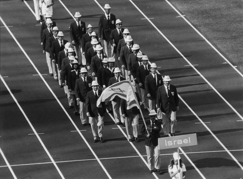Delegaţia Israelului la Ceremonia de Deschidere a JO din 1972 / Foto: EPA